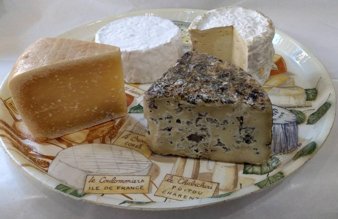 地元石狩産の羊乳チーズ